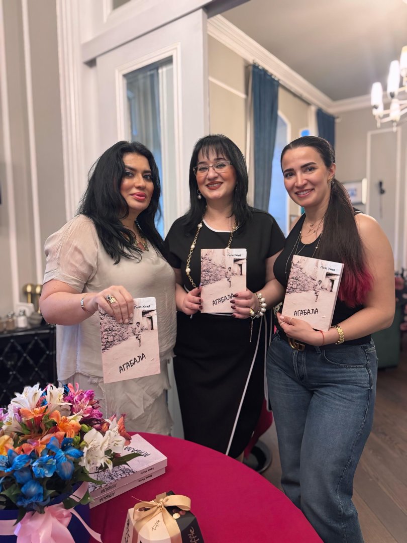 Когда книга становится другом: вдохновляющая İZ-встреча с Лалой Умуд в Баку (ФОТО)