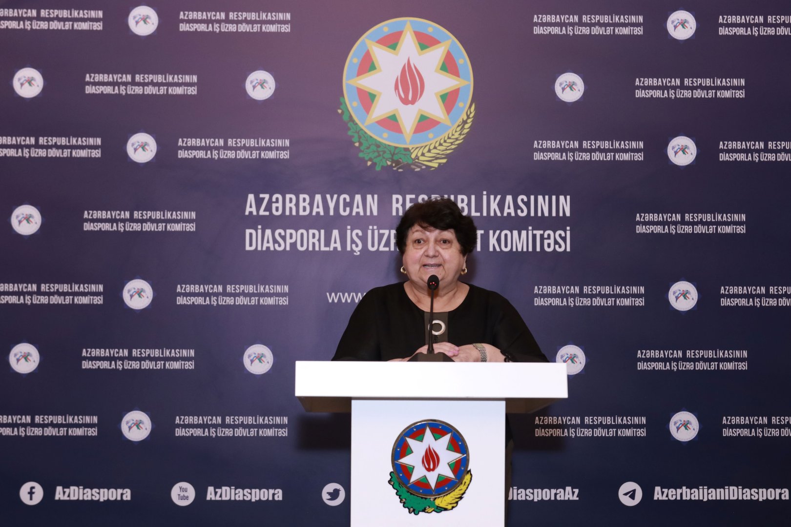 В Государственном комитете по работе с диаспорой отмечена 102-я годовщина со дня рождения общенационального лидера Гейдара Алиева (ФОТО)