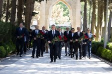 Руководство и коллектив министерства здравоохранения почтили память общенационального лидера Гейдара Алиева (ФОТО)