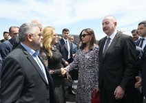 Президент Ильхам Алиев и Первая леди Мехрибан Алиева приняли участие в открытии Агдамского центра мугама (ФОТО/ВИДЕО)