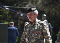 Азербайджанский народ чтит память великого лидера Гейдара Алиева (ФОТО)