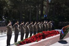 Азербайджанский народ чтит память великого лидера Гейдара Алиева (ФОТО)