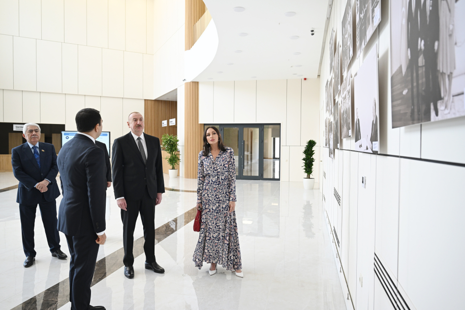 Президент Ильхам Алиев и Первая леди Мехрибан Алиева приняли участие в открытии Агдамского центра мугама (ФОТО/ВИДЕО)