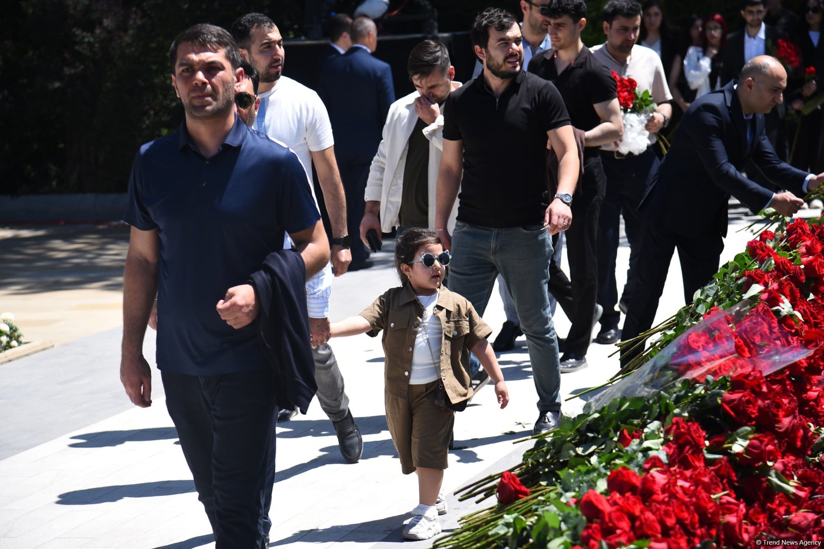 Азербайджанский народ чтит память великого лидера Гейдара Алиева (ФОТО)