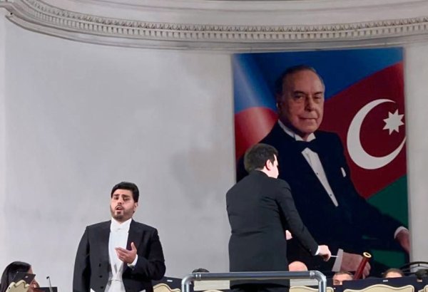 В филармонии состоялся концерт, посвящённый 102-й годовщине со дня рождения великого лидера Гейдара Алиева (ФОТО)