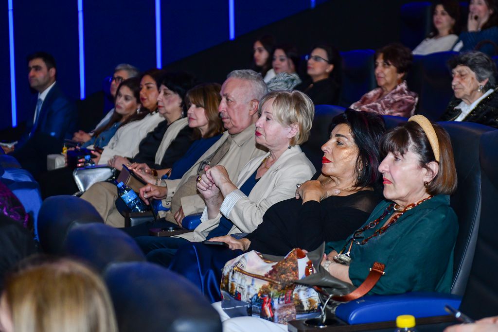 В Баку отметили 90-летие со дня рождения Максуда Ибрагимбекова (ФОТО)