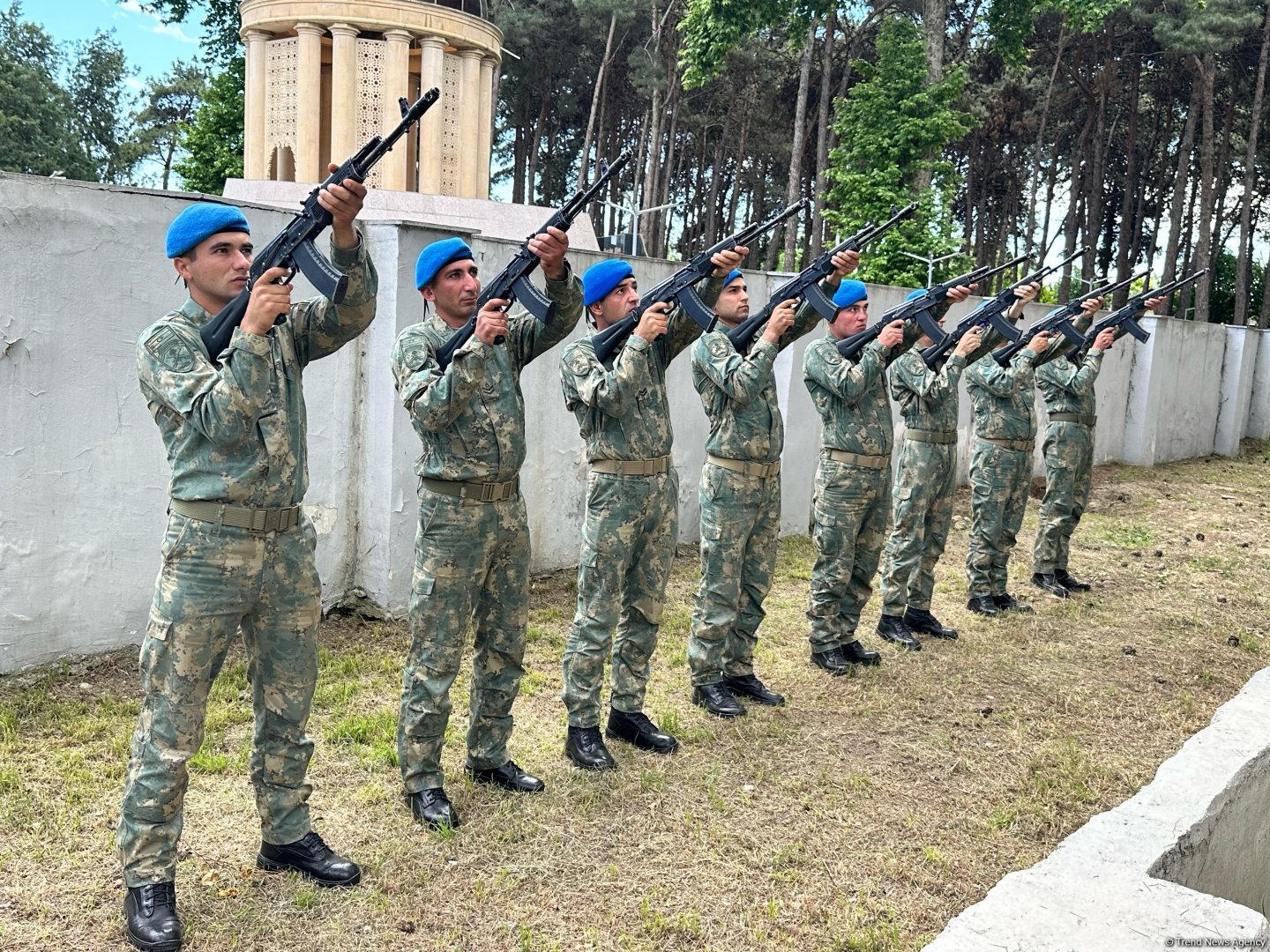 В Агджабеди преданы земле останки шехида Первой Карабахской войны (ФОТО)