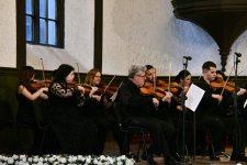 Юные азербайджанские таланты представили классическое искусство (ФОТО)