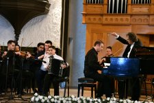 Юные азербайджанские таланты представили классическое искусство (ФОТО)