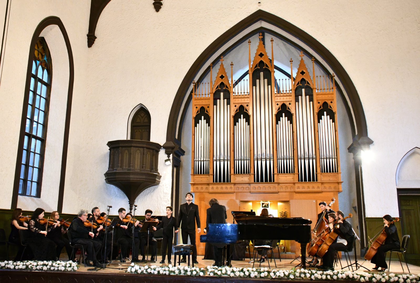 Юные азербайджанские таланты представили классическое искусство (ФОТО)