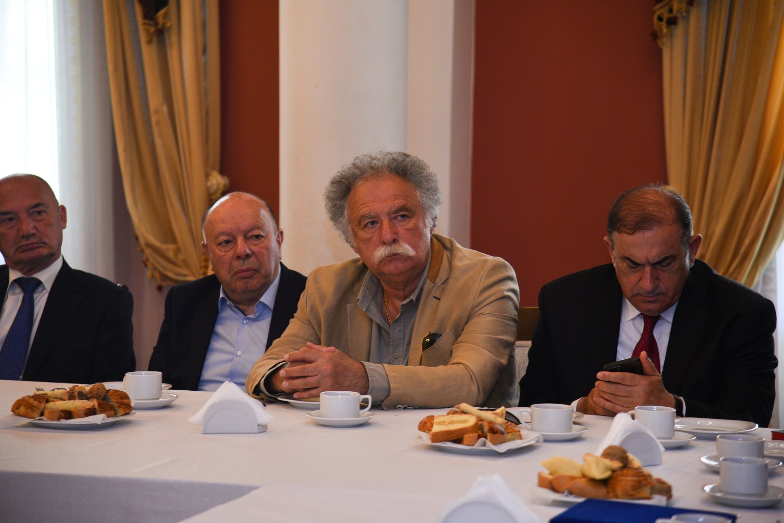 Ветераны спецслужб Азербайджана "Альянс" провели мероприятие к 80-летию со дня рождения Хагани Багирова (ФОТО)