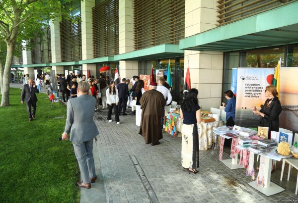 В Университете ADA открылся международный фестиваль с участием представителей около 50 стран (ФОТО)