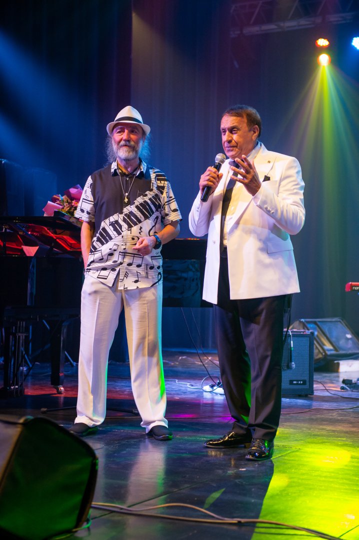 Бакинская встреча с виртуозом-гитаристом Алескером Аббасовым: праздник джазовой души (ФОТО)