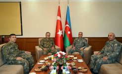 Обсуждены перспективы расширения военного сотрудничества между Азербайджаном и Турцией (ФОТО)