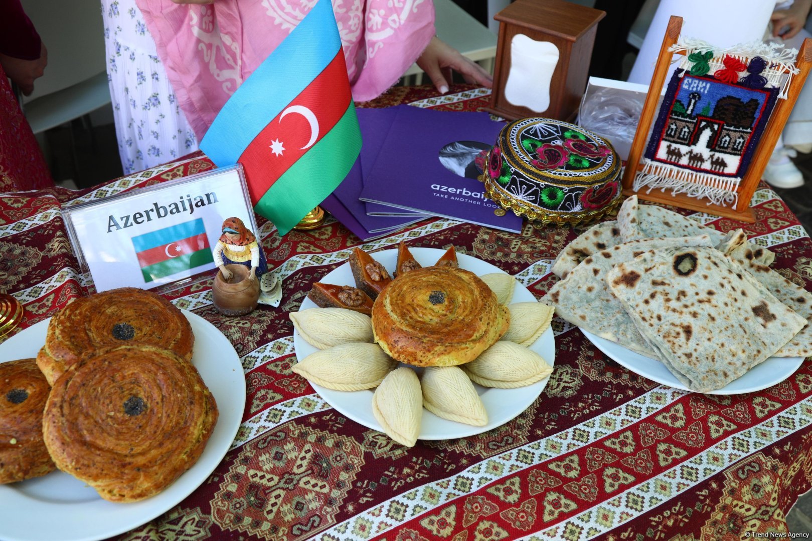 В Университете ADA открылся международный фестиваль с участием представителей около 50 стран (ФОТО)