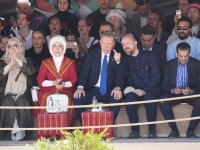 Президент Реджеп Тайип Эрдоган и его супруга наблюдали за выступлением азербайджанских участников на Фестивале этноспорта и культуры (ФОТО)