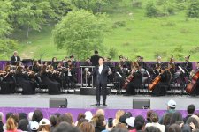 В Шуше состоялось открытие музыкального фестиваля «Харыбюльбюль» (ФОТО)