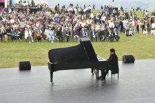 В Шуше состоялось открытие музыкального фестиваля «Харыбюльбюль» (ФОТО)