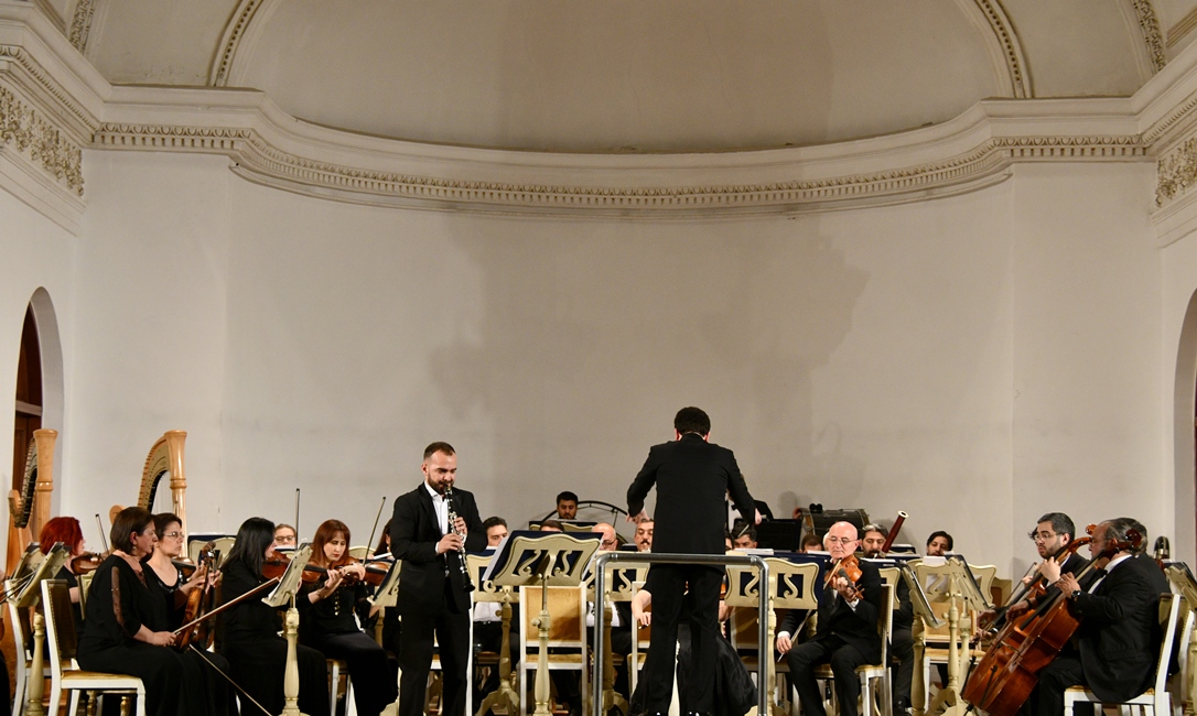 Премьера в Баку! Словно оживший океан -  бурный и нежный, бескрайний и таинственный (ФОТО)