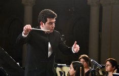 Премьера в Баку! Словно оживший океан -  бурный и нежный, бескрайний и таинственный (ФОТО)