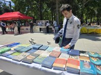 В Баку проходит IV Фестиваль литературы и книги тюркского мира (ФОТО)