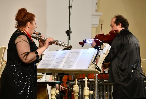 Диалог эпох: современная музыка встретилась с классикой на сцене филармонии в Баку (ФОТО)