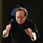 Диалог эпох: современная музыка встретилась с классикой на сцене филармонии в Баку (ФОТО)