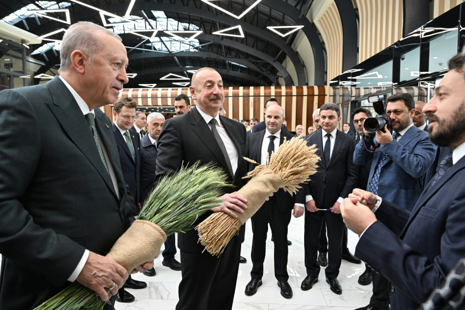 Президент Ильхам Алиев и Реджеп Тайип Эрдоган приняли участие в церемонии открытия Лачинского международного аэропорта (ФОТО/ВИДЕО)