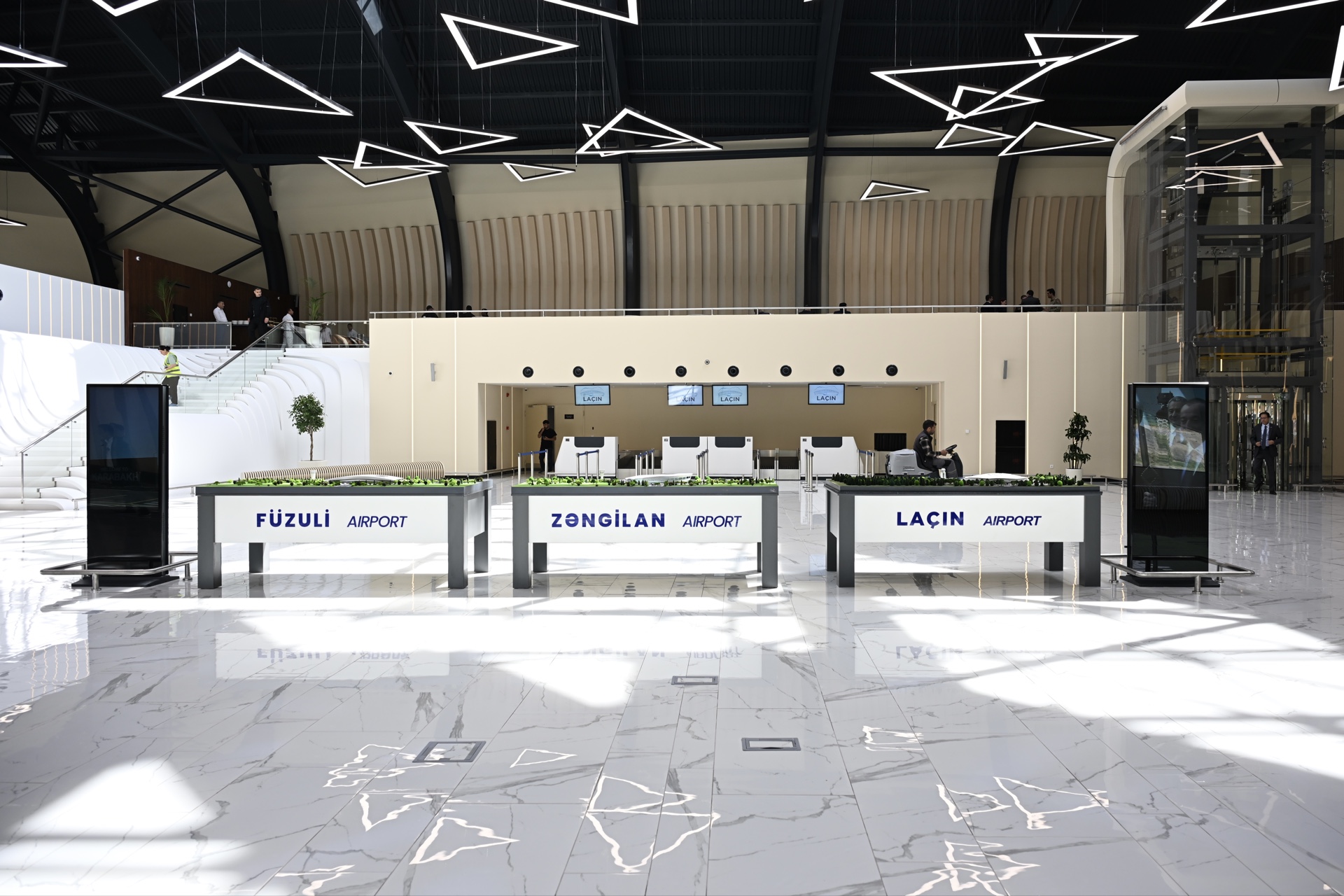 Президент Ильхам Алиев и Реджеп Тайип Эрдоган приняли участие в церемонии открытия Лачинского международного аэропорта (ФОТО/ВИДЕО)