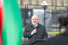 Перед парламентом Канады поднят флаг Азербайджана (ФОТО)