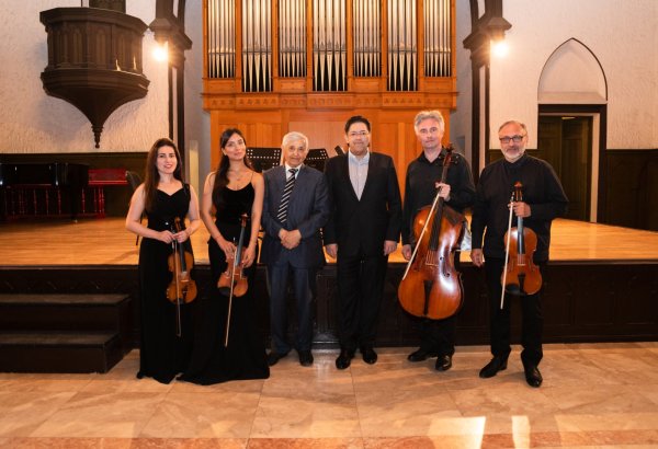 Словно шепотом ветра или вихрем эмоций – для бакинской публики (ФОТО)