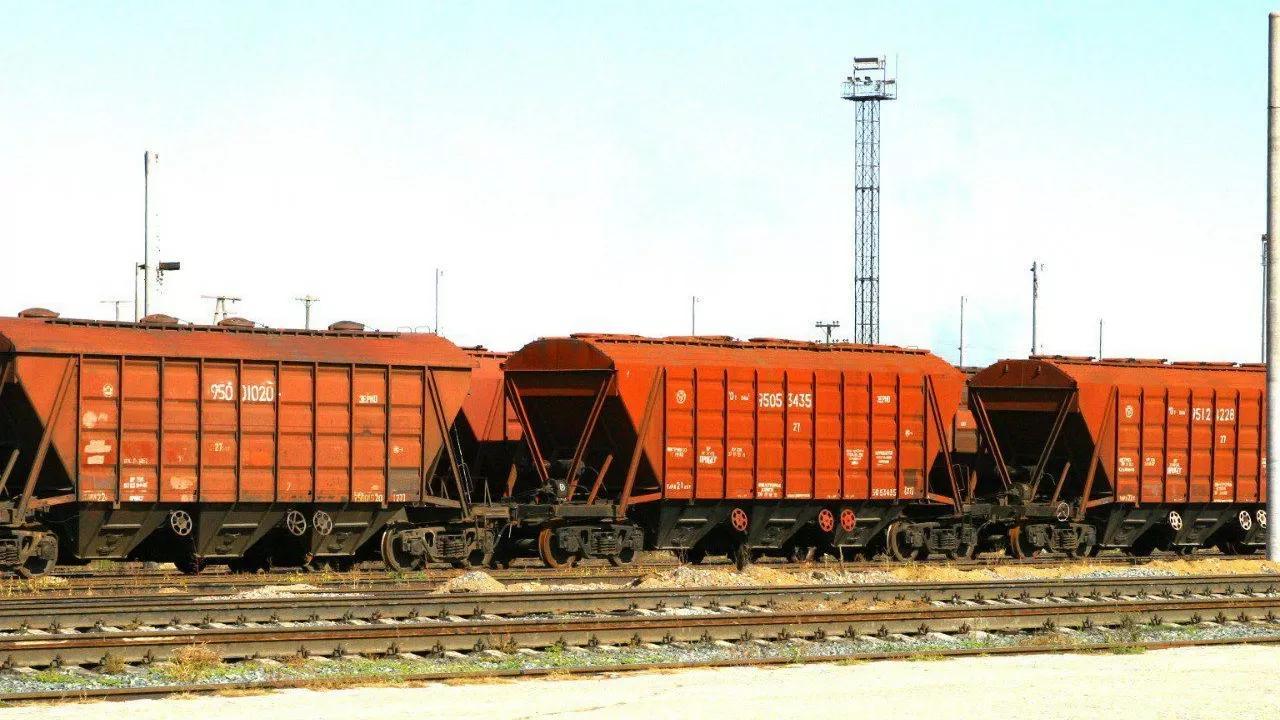 В рамках коридора "Север-Юг" увеличатся грузоперевозки через ПП "Астара"