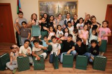 Для детей шехидов и ветеранов Карабахской войны организованы показ спектакля и  интерактивные игры (ФОТО)