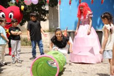 Для детей шехидов и ветеранов Карабахской войны организованы показ спектакля и  интерактивные игры (ФОТО)