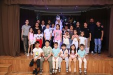 Для детей шехидов и ветеранов Карабахской войны организованы показ спектакля и  интерактивные игры (ФОТО)