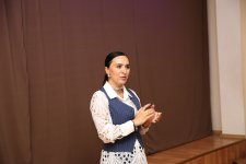 Для детей шехидов и ветеранов Карабахской войны организованы показ спектакля и  интерактивные игры (ФОТО)