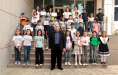 Для детей организована экскурсия по истории азербайджанского кино (ФОТО)