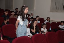 Для детей организована экскурсия по истории азербайджанского кино (ФОТО)