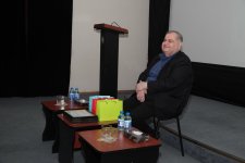 Для детей организована экскурсия по истории азербайджанского кино (ФОТО)