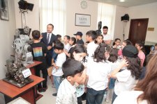 Для детей организована экскурсия по истории азербайджанского кино (ФОТО)