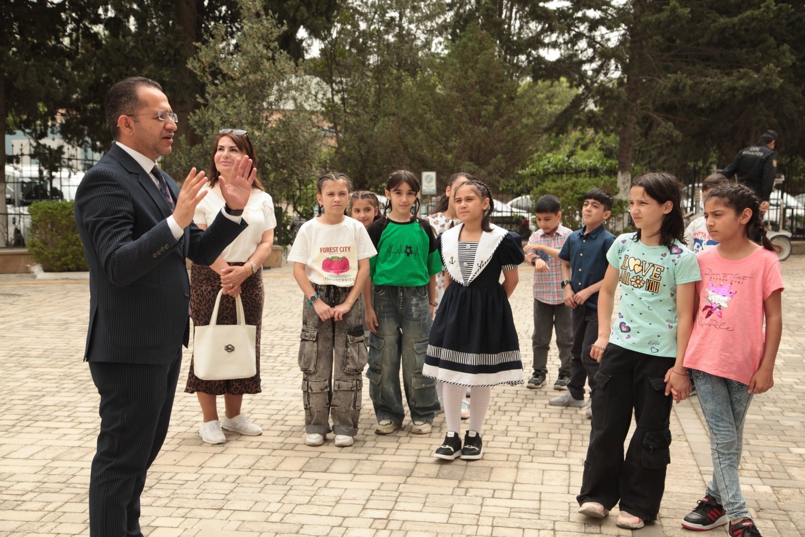 Для детей организована экскурсия по истории азербайджанского кино (ФОТО)