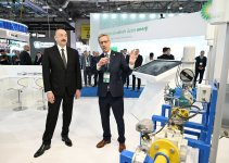 Президент Ильхам Алиев выступил на официальной церемонии открытия 30-й юбилейной выставки Caspian Oil and Gas, 13-й выставки Caspian Power и 30-го Baku Energy Forum (ФОТО/ВИДЕО)