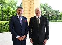 Президент Ильхам Алиев принял членов национальной команды Азербайджана, победившей на чемпионате мира по мини-футболу (ФОТО/ВИДЕО)