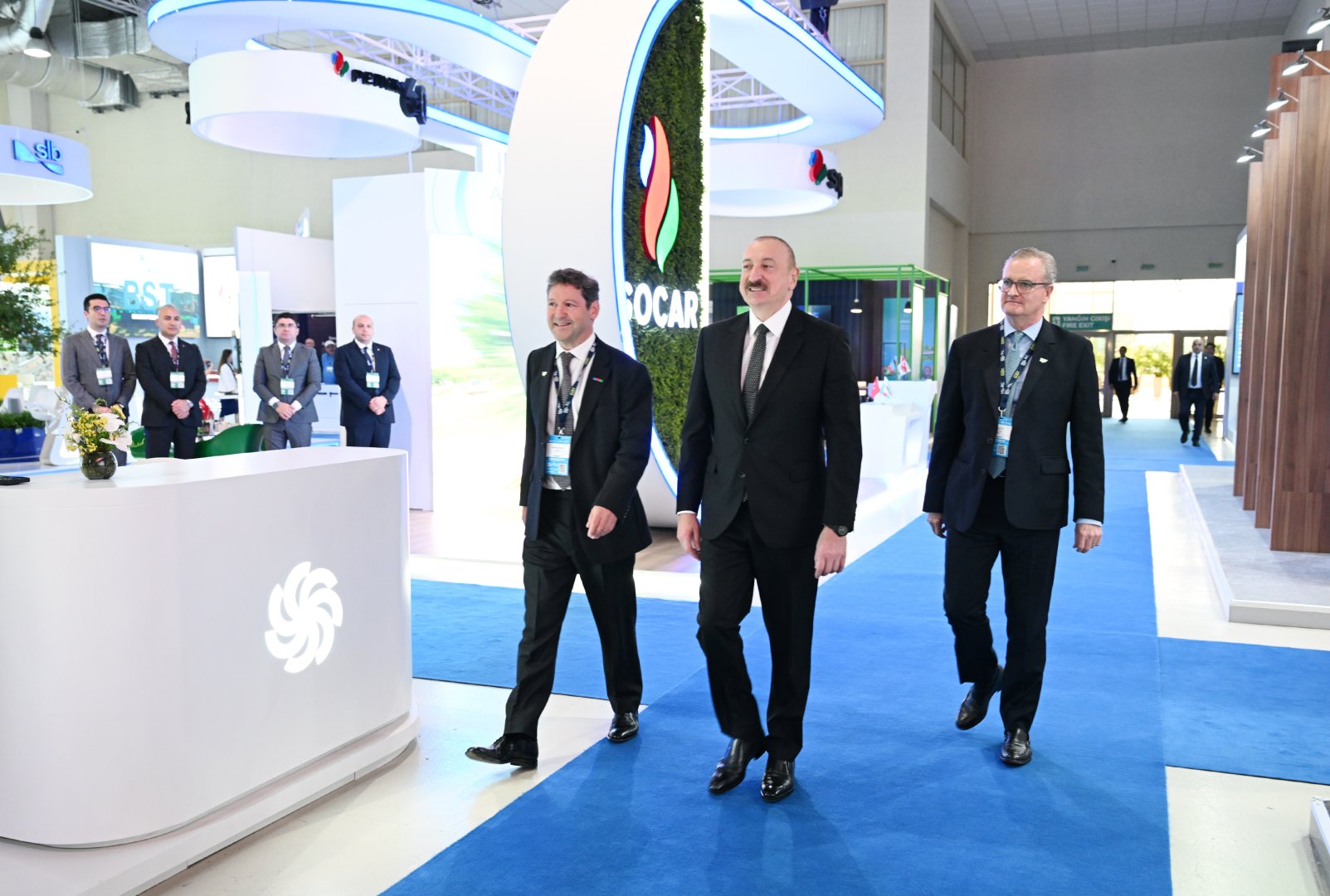 Президент Ильхам Алиев выступил на официальной церемонии открытия 30-й юбилейной выставки Caspian Oil and Gas, 13-й выставки Caspian Power и 30-го Baku Energy Forum (ФОТО/ВИДЕО)