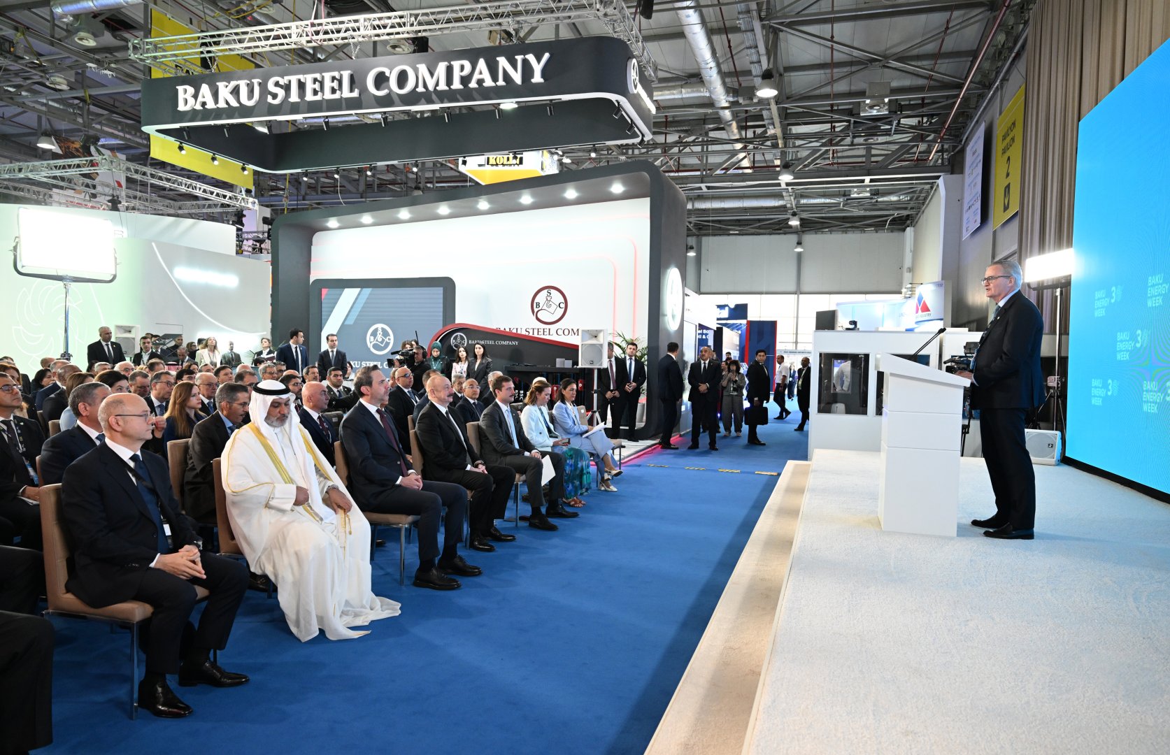 Президент Ильхам Алиев выступил на официальной церемонии открытия 30-й юбилейной выставки Caspian Oil and Gas, 13-й выставки Caspian Power и 30-го Baku Energy Forum (ФОТО/ВИДЕО)