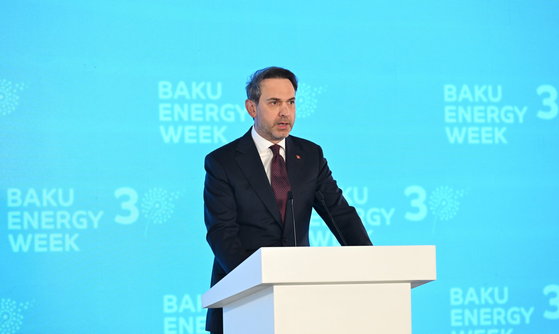 Президент Ильхам Алиев выступил на официальной церемонии открытия 30-й юбилейной выставки Caspian Oil and Gas, 13-й выставки Caspian Power и 30-го Baku Energy Forum (ФОТО/ВИДЕО)