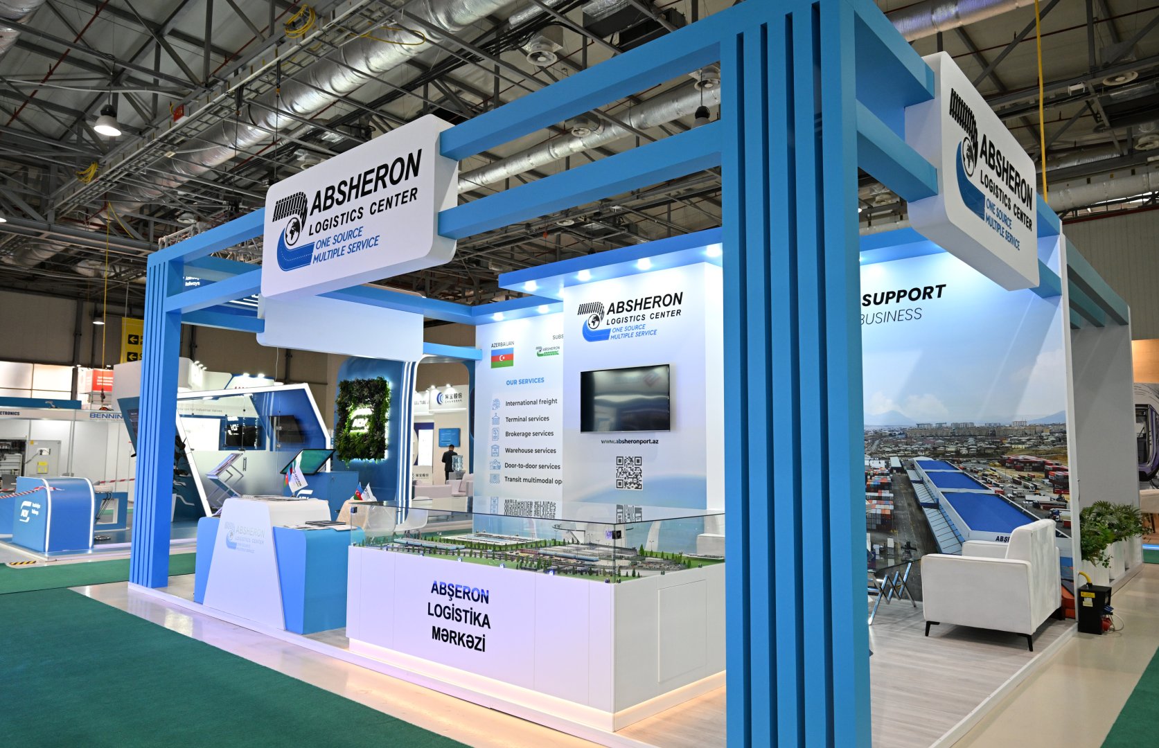 Президент Ильхам Алиев выступил на официальной церемонии открытия 30-й юбилейной выставки Caspian Oil and Gas, 13-й выставки Caspian Power и 30-го Baku Energy Forum (ФОТО/ВИДЕО)