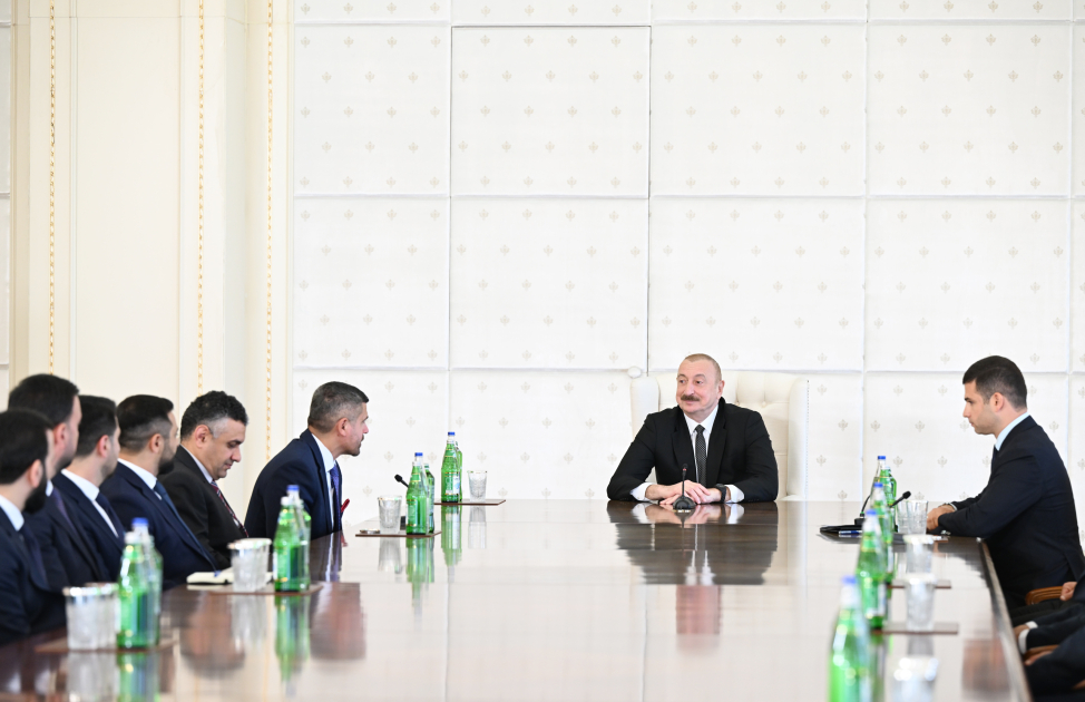 Президент Ильхам Алиев принял членов национальной команды Азербайджана, победившей на чемпионате мира по мини-футболу (ФОТО/ВИДЕО)