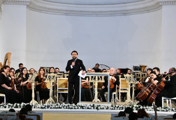 В Баку представлен познавательный концерт с "Карнавалом животных" (ФОТО)