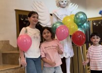 В Государственном театре песни имени Рашида Бейбутова прошел концерт "Юные солисты" (ФОТО)